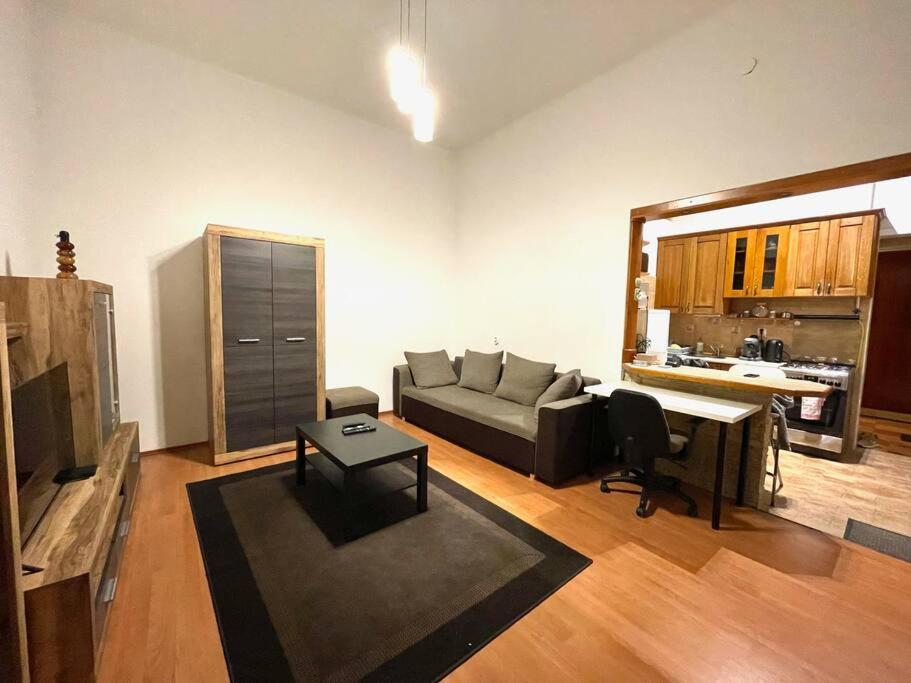 Csengery Apartment بودابست المظهر الخارجي الصورة